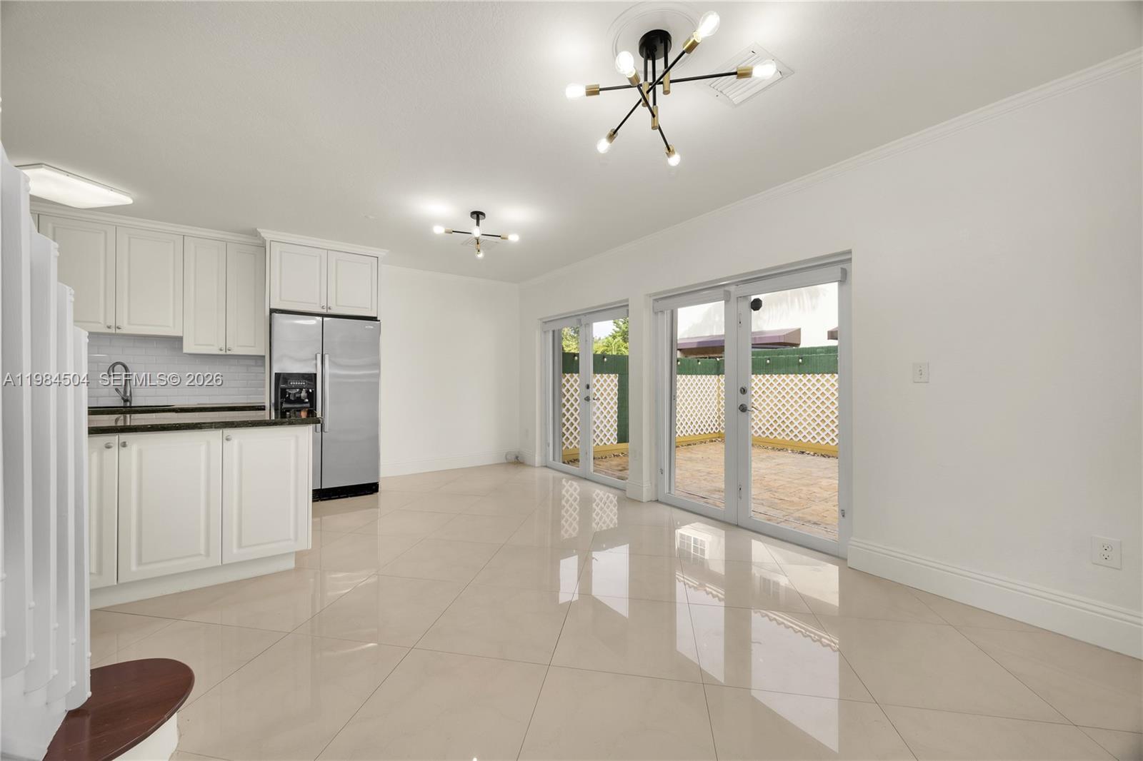 VILLAS OF BARCELONA - Residential