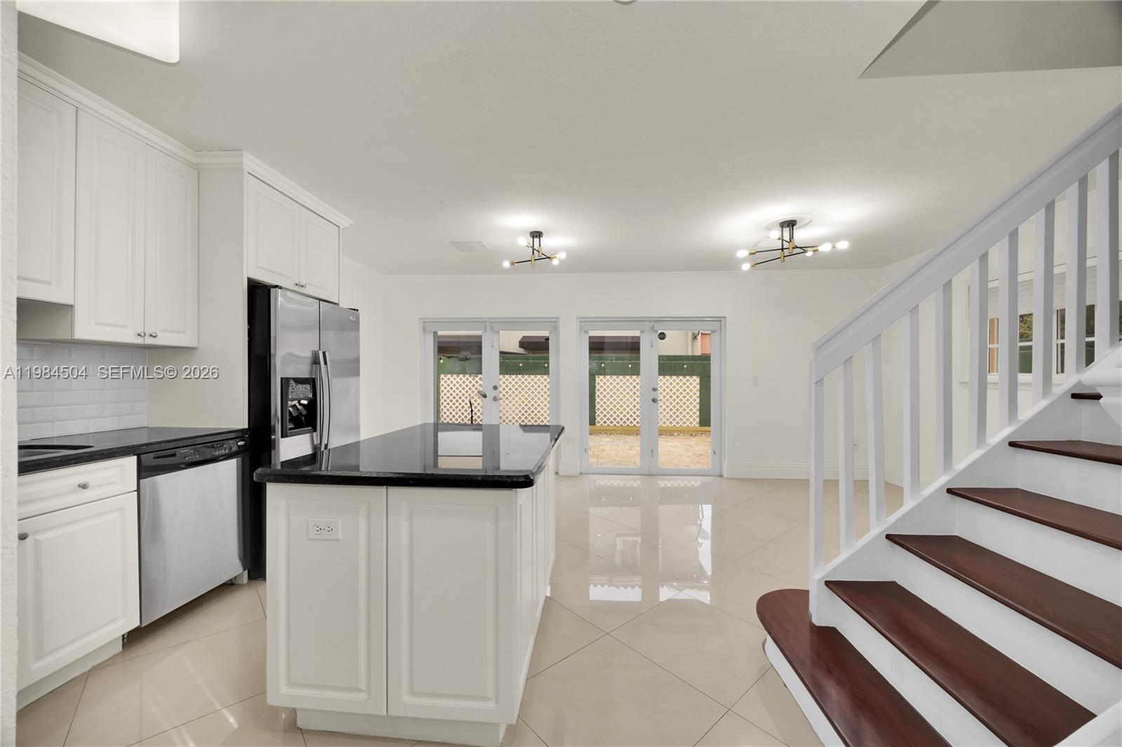 VILLAS OF BARCELONA - Residential