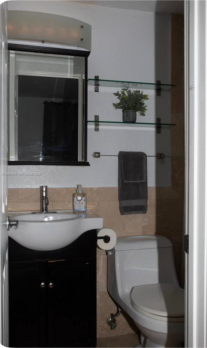 CASA BAHIA CONDO - Residential