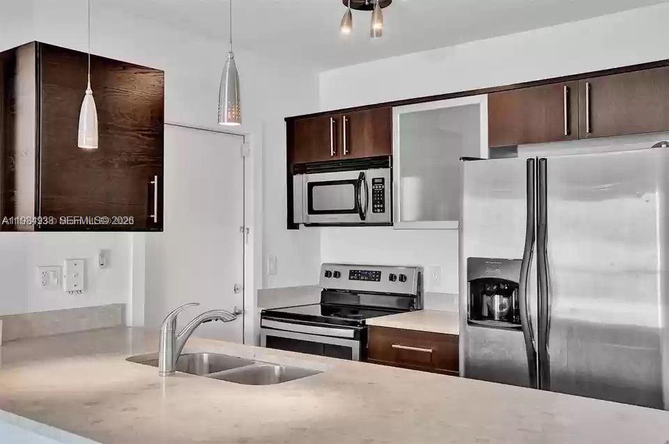 CASA BAHIA CONDO - Residential