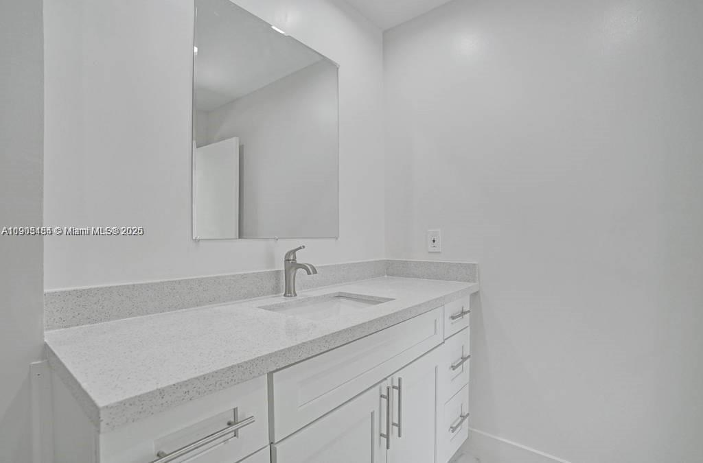 LAKES OF JACARANDA BLDG 1 - Residential Lease