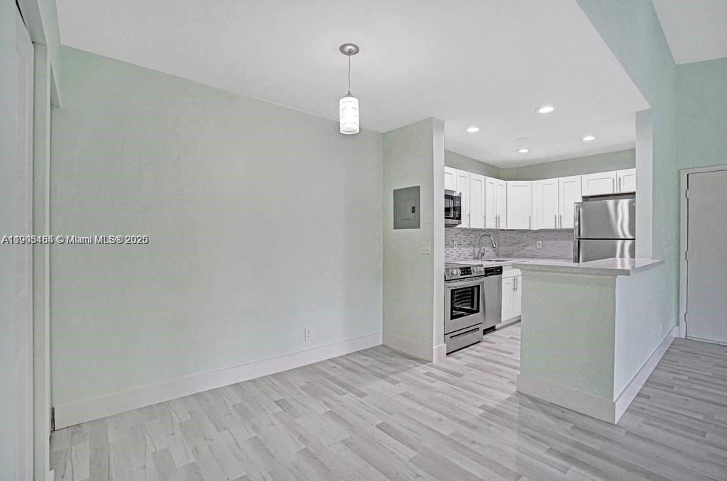 LAKES OF JACARANDA BLDG 1 - Residential Lease