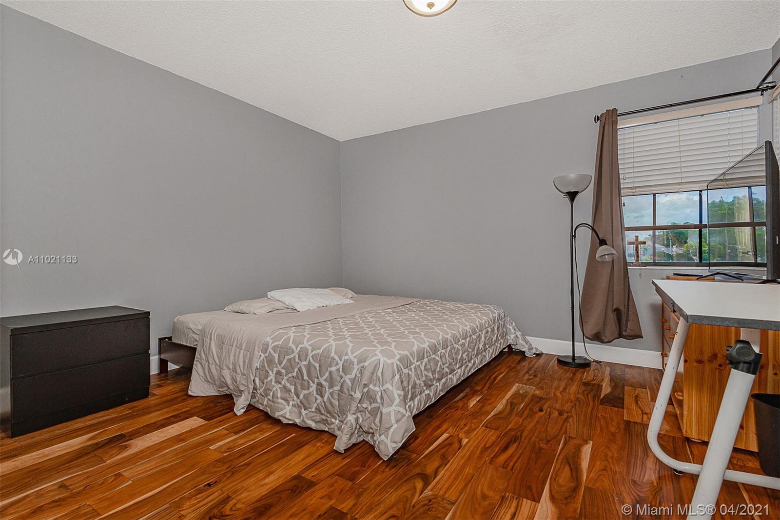 WOODMONT TRACT 48 - Residential