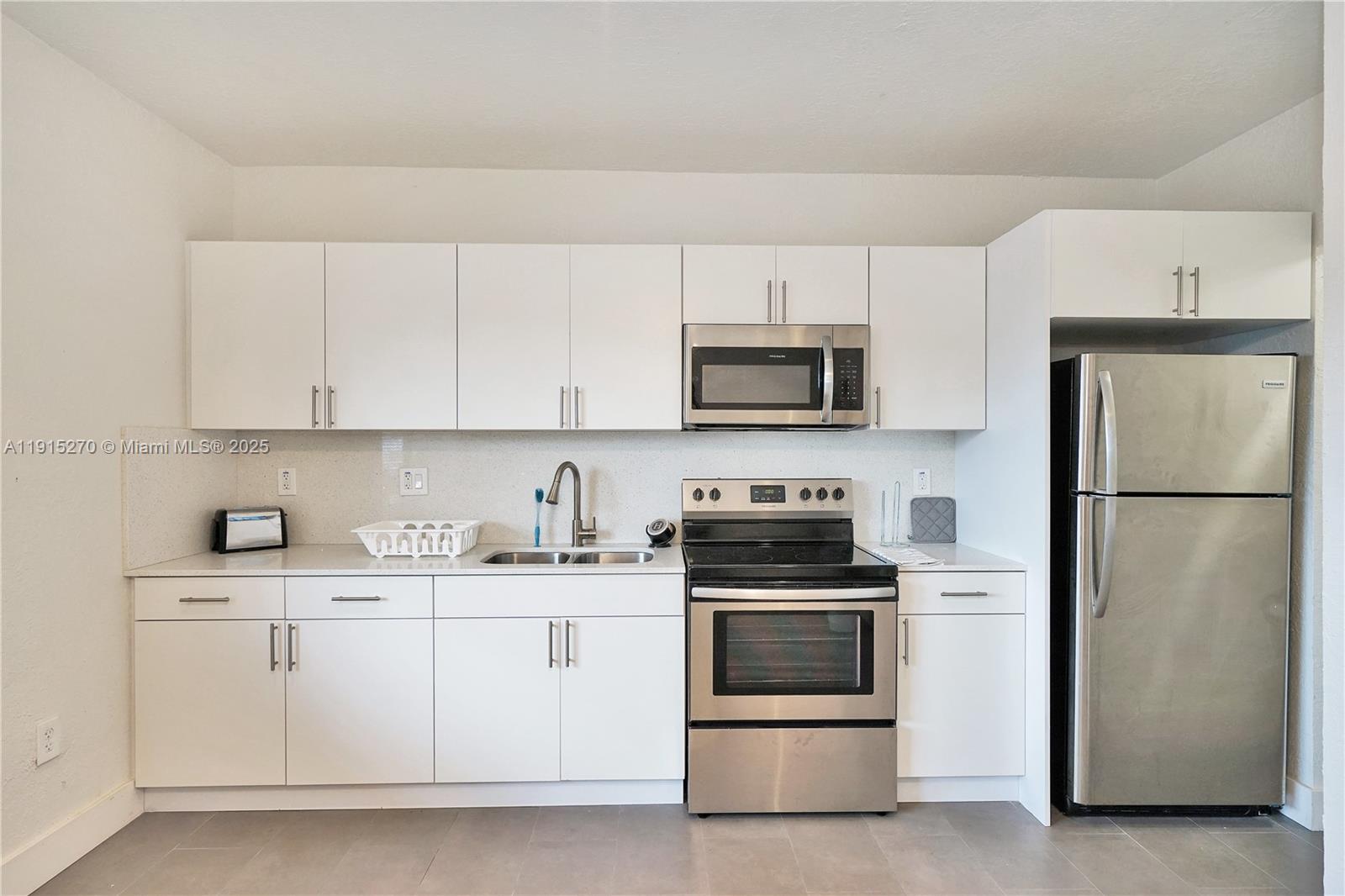 BARCELONA CONDO - Residential Lease