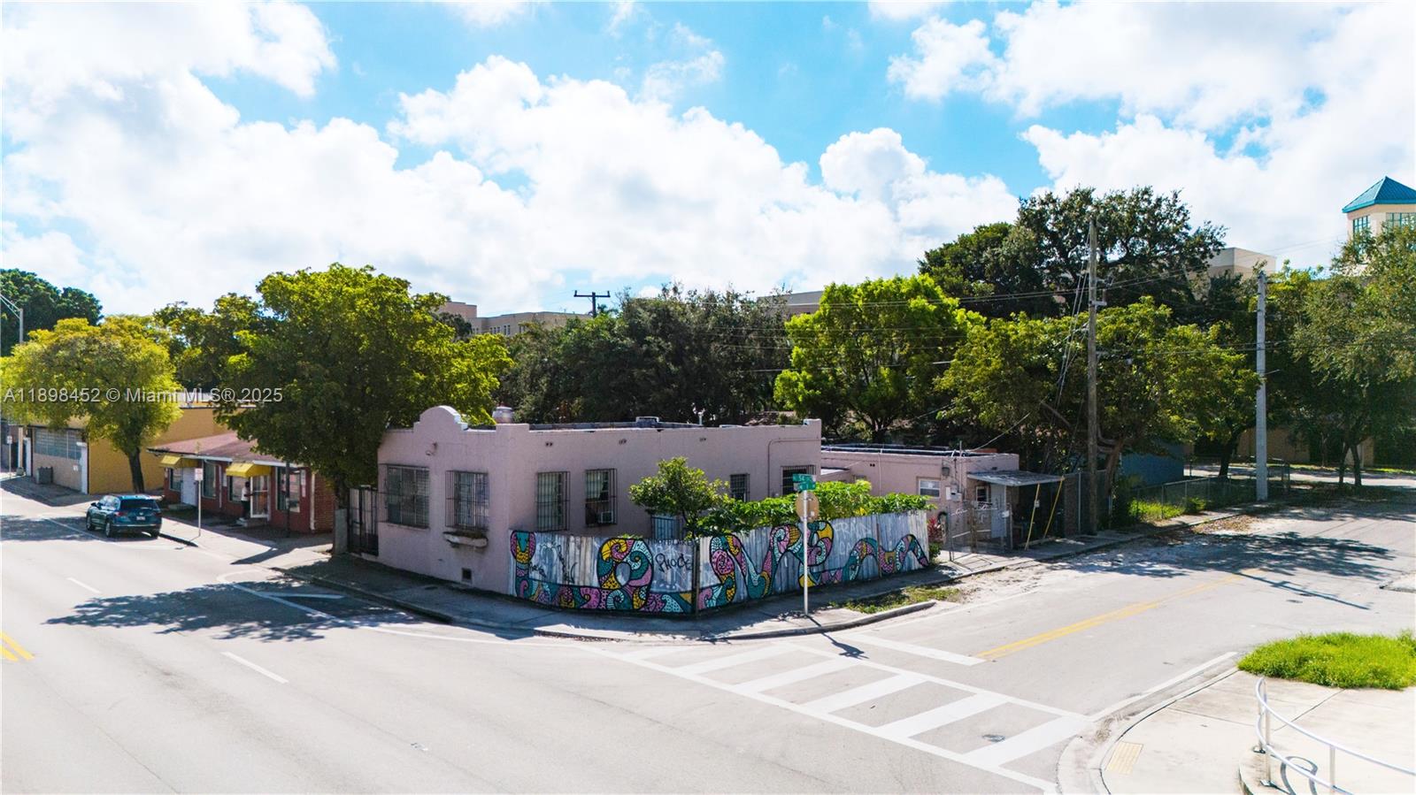 View photos, virtual tours, details... 100 NE 54th St