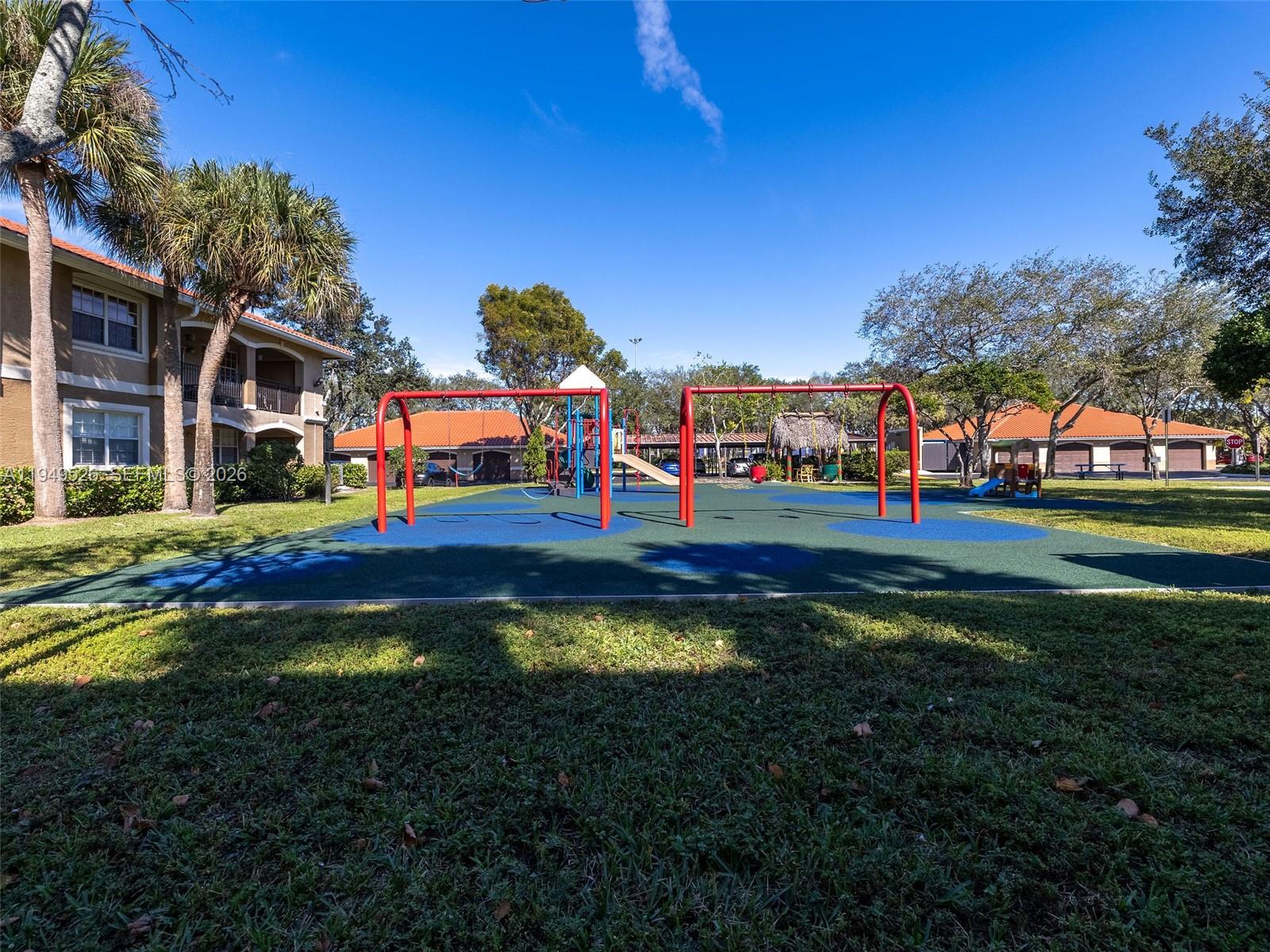 THE MARQUESA - Residential