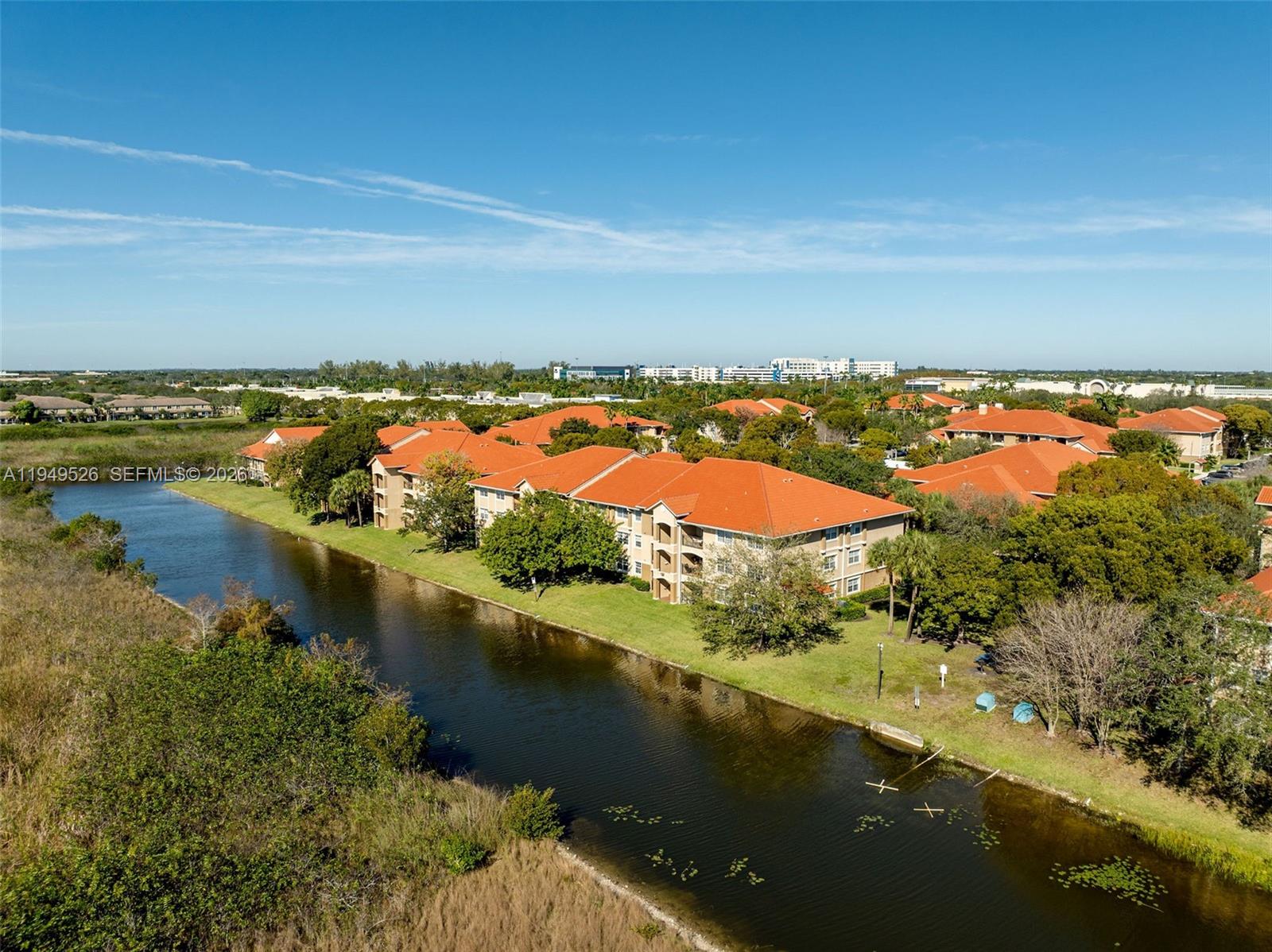 THE MARQUESA - Residential