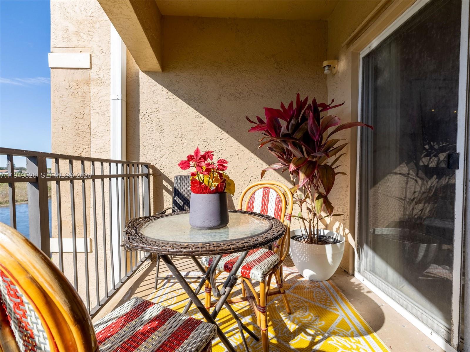 THE MARQUESA - Residential