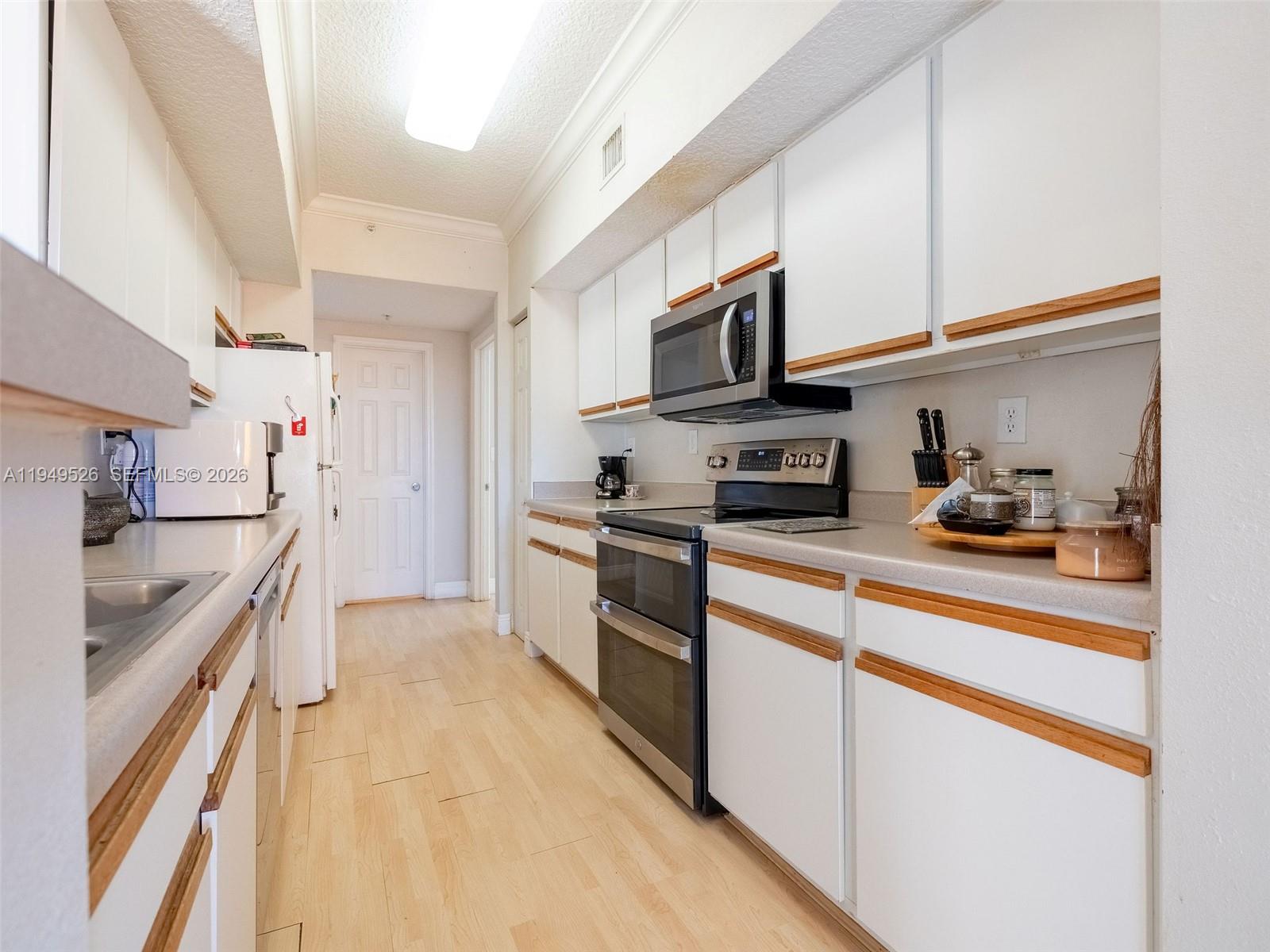 THE MARQUESA - Residential