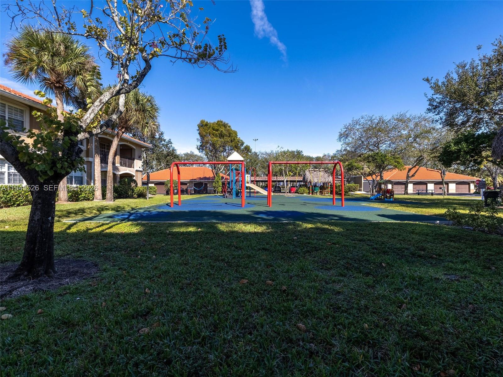 THE MARQUESA - Residential