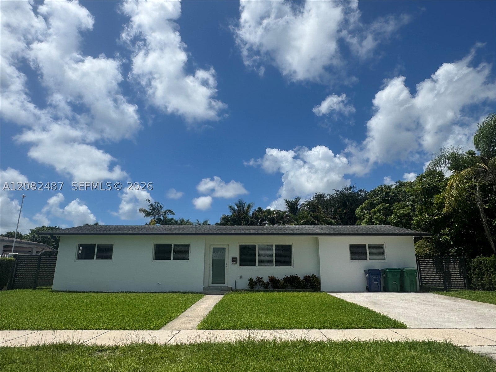 8640 SW 125th Ter