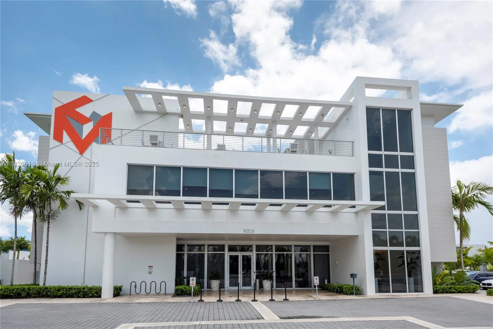 Doral, Florida 33178, United States, 3 Bedrooms Bedrooms, ,3 BathroomsBathrooms,Residential,Active,156452