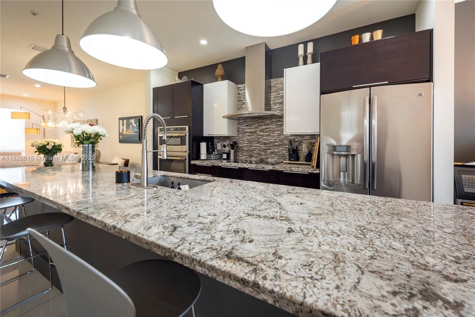 Doral, Florida 33178, United States, 3 Bedrooms Bedrooms, ,3 BathroomsBathrooms,Residential,Active,156452