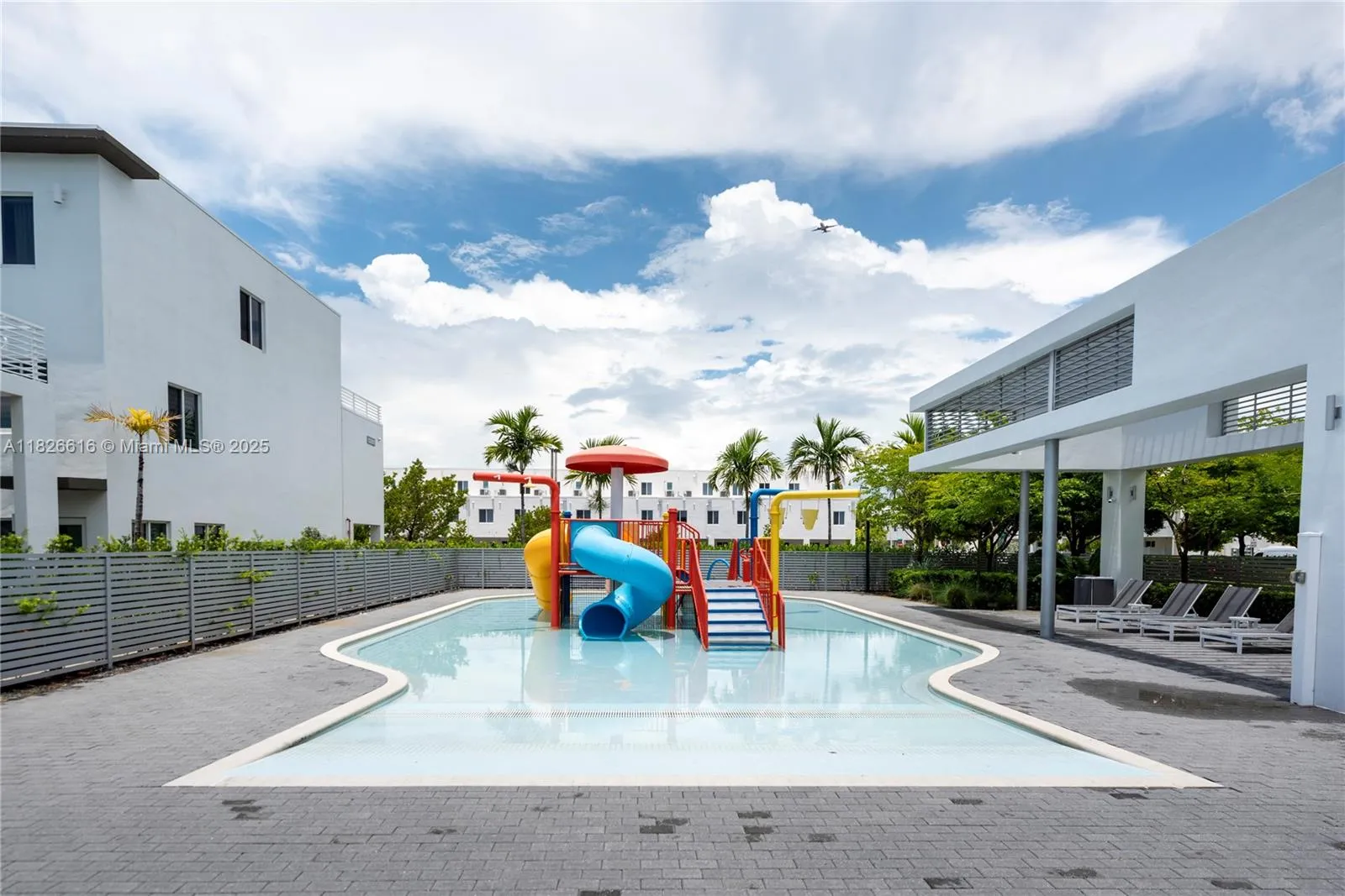 Doral, Florida 33178, United States, 3 Bedrooms Bedrooms, ,3 BathroomsBathrooms,Residential,Active,156452