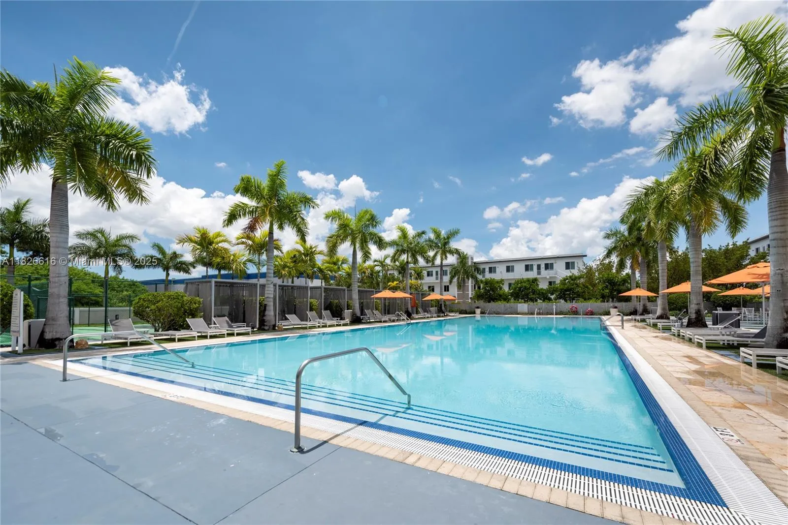 Doral, Florida 33178, United States, 3 Bedrooms Bedrooms, ,3 BathroomsBathrooms,Residential,Active,156452