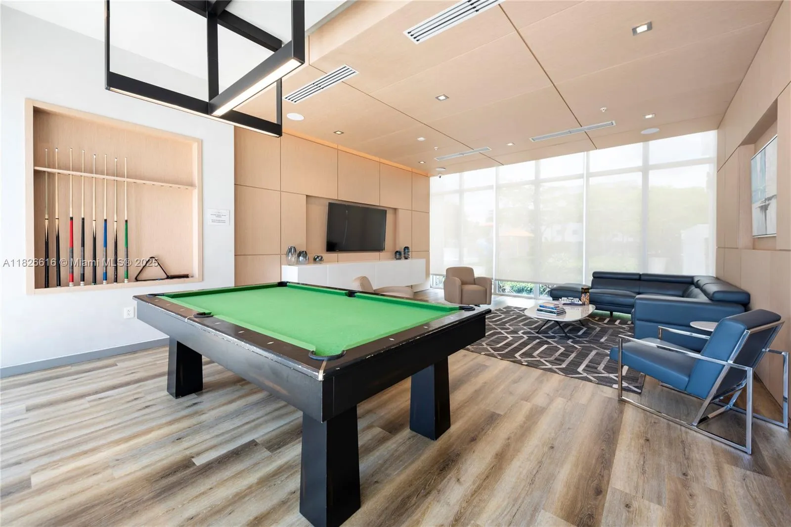 Doral, Florida 33178, United States, 3 Bedrooms Bedrooms, ,3 BathroomsBathrooms,Residential,Active,156452