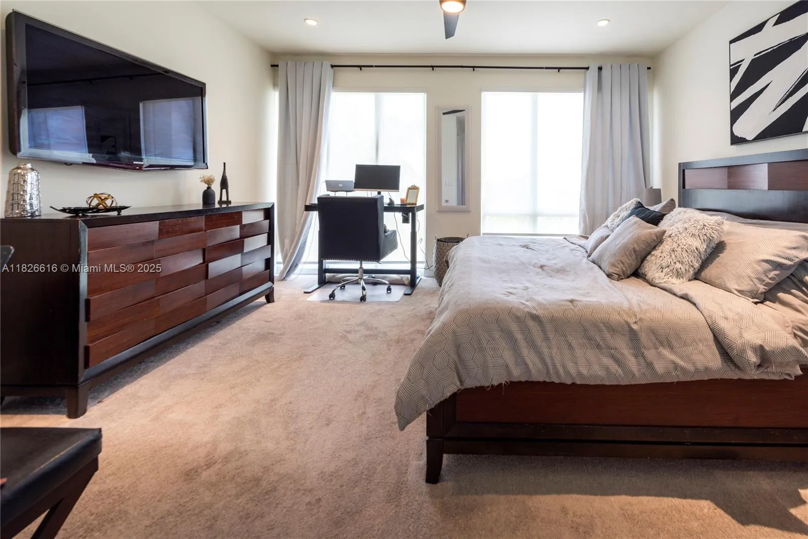 Doral, Florida 33178, United States, 3 Bedrooms Bedrooms, ,3 BathroomsBathrooms,Residential,Active,156452