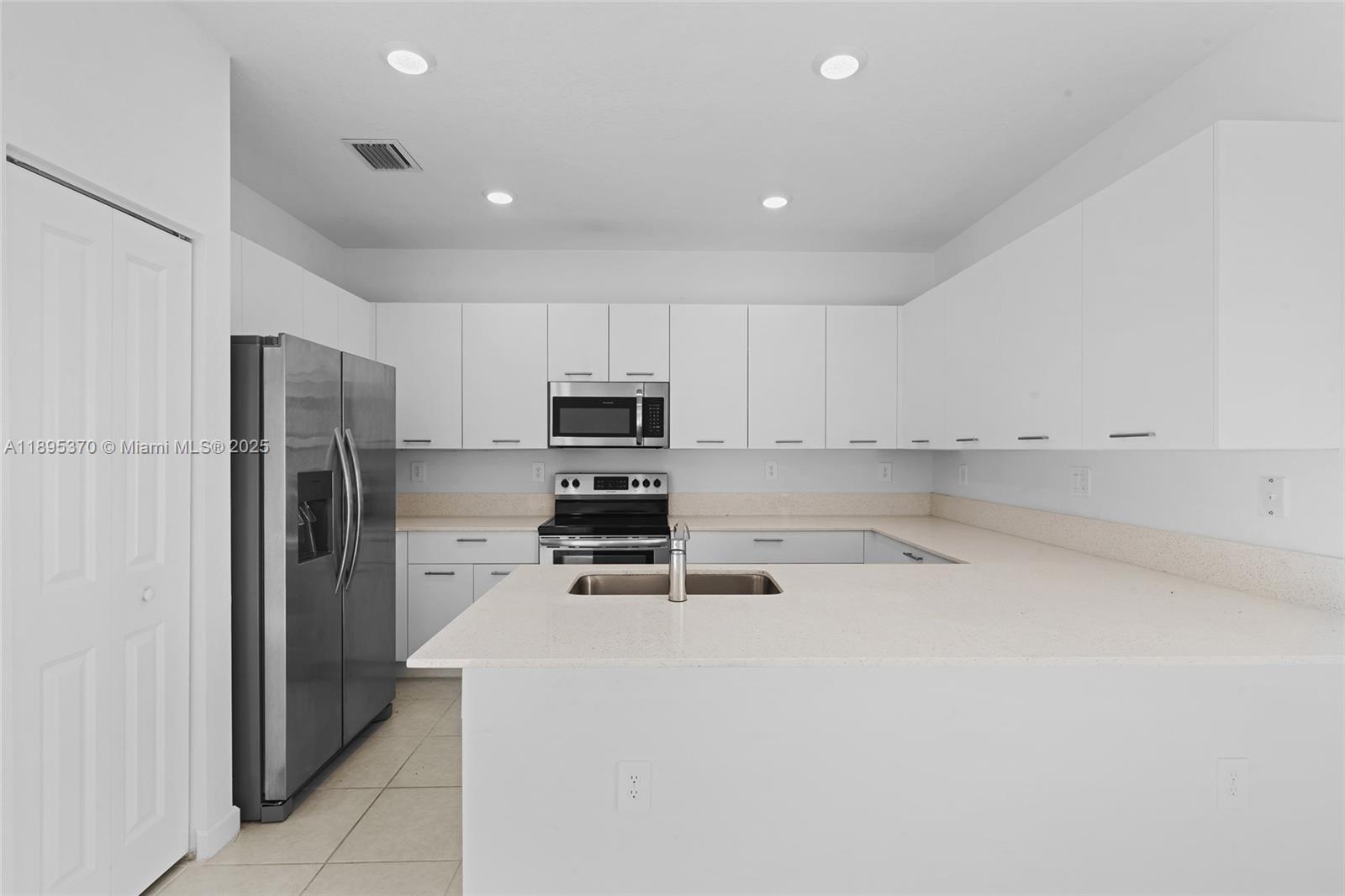 GOLF PARK SEC 1 - Residential