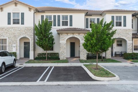 12428 NW 23rd Ct Miami FL 33167
