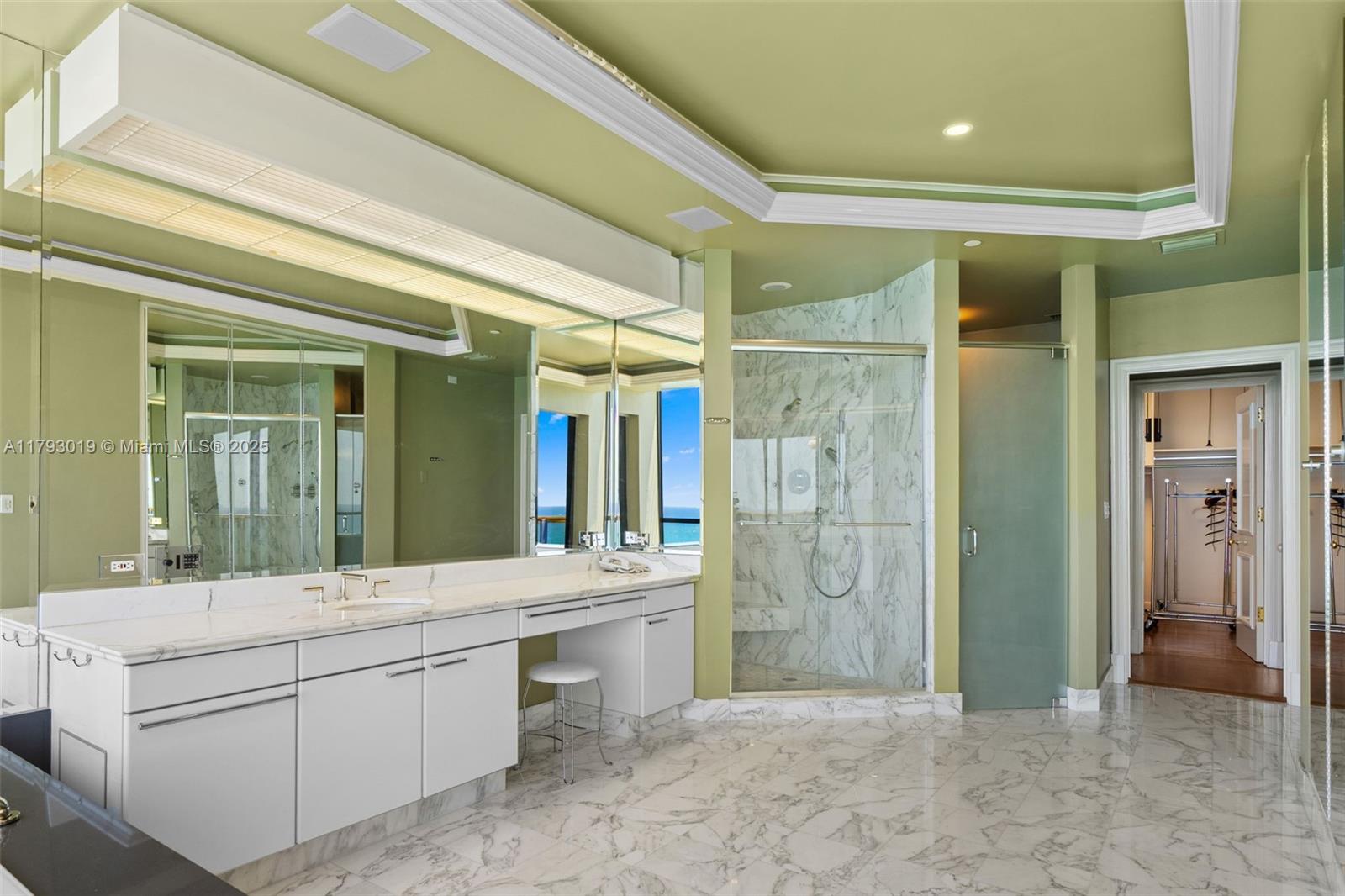 BAL HARBOUR TOWER CONDO - Residential