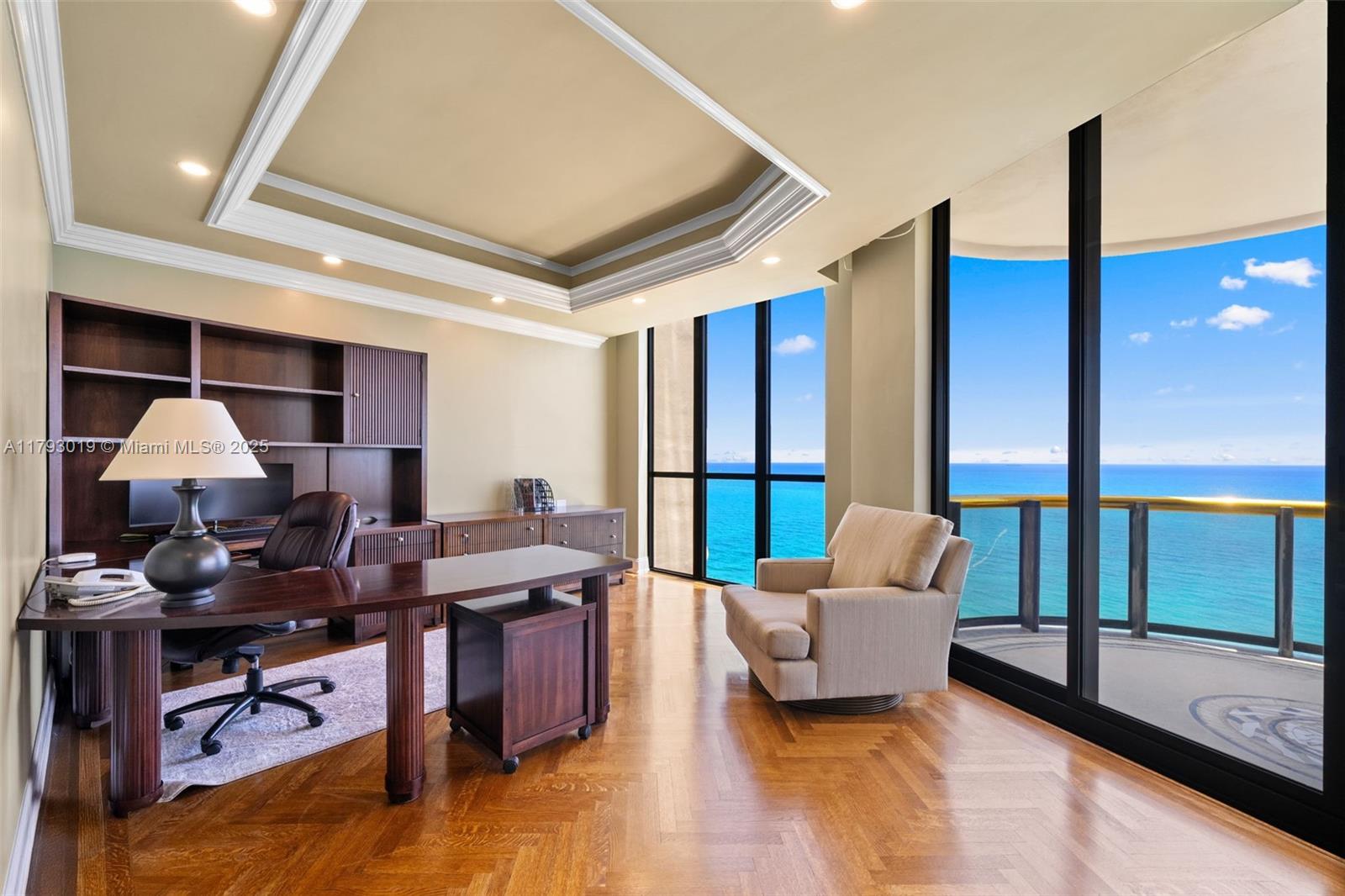 BAL HARBOUR TOWER CONDO - Residential