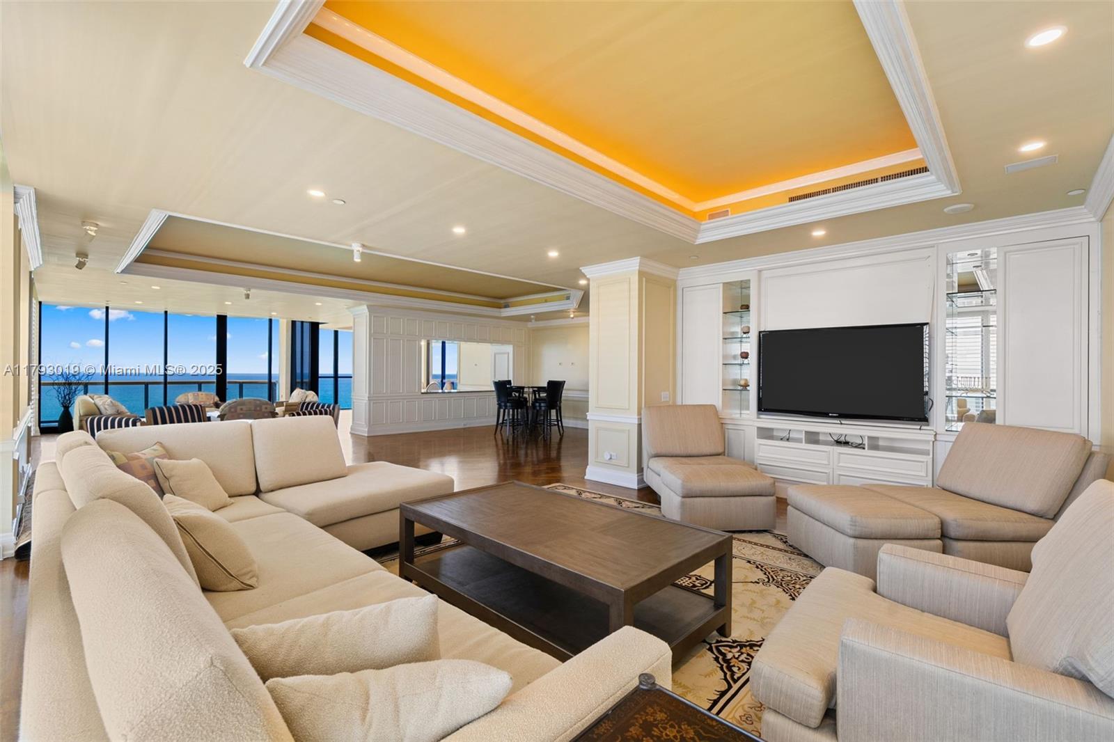 BAL HARBOUR TOWER CONDO - Residential