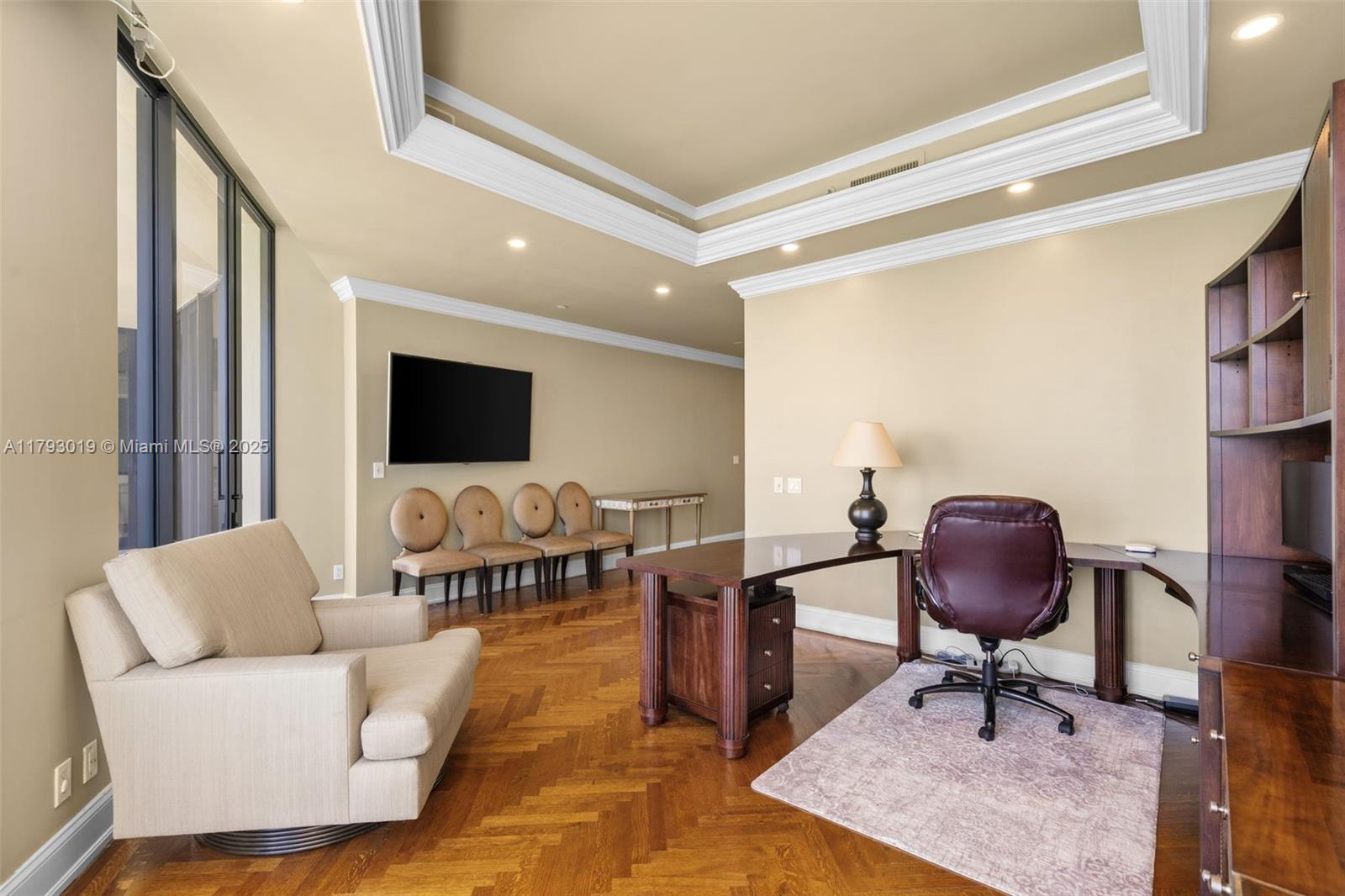 BAL HARBOUR TOWER CONDO - Residential