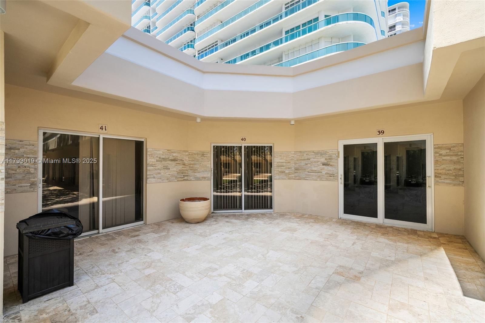 BAL HARBOUR TOWER CONDO - Residential