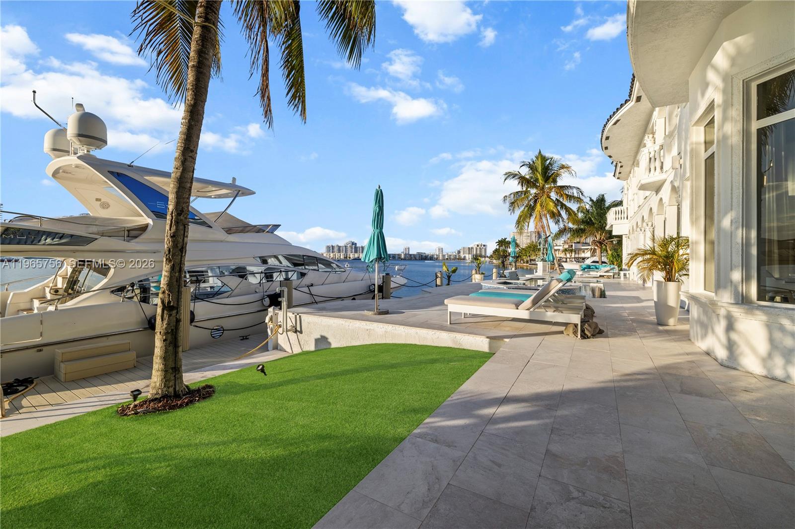 EASTERN SHORES - Residential