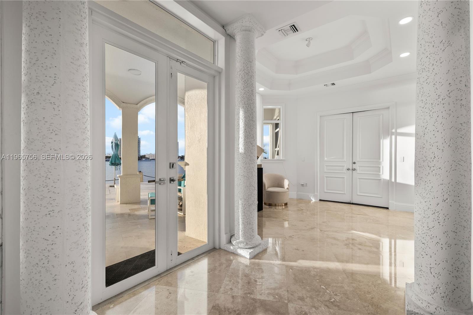 EASTERN SHORES - Residential