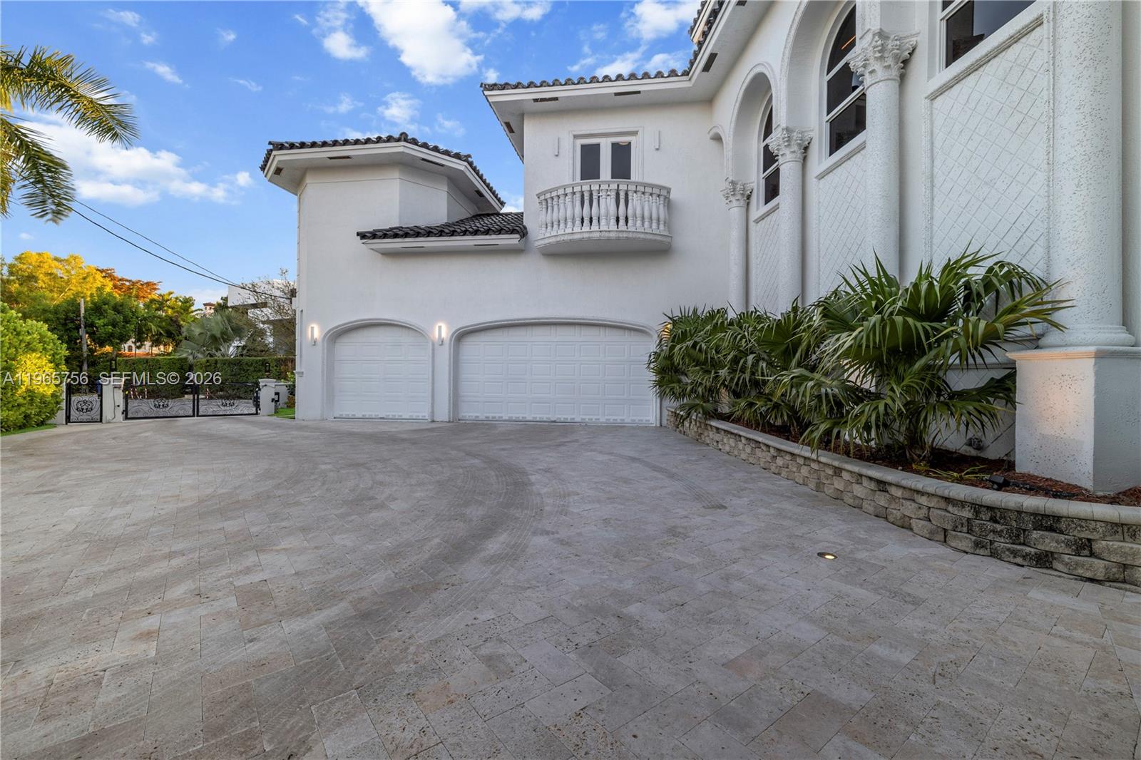 EASTERN SHORES - Residential