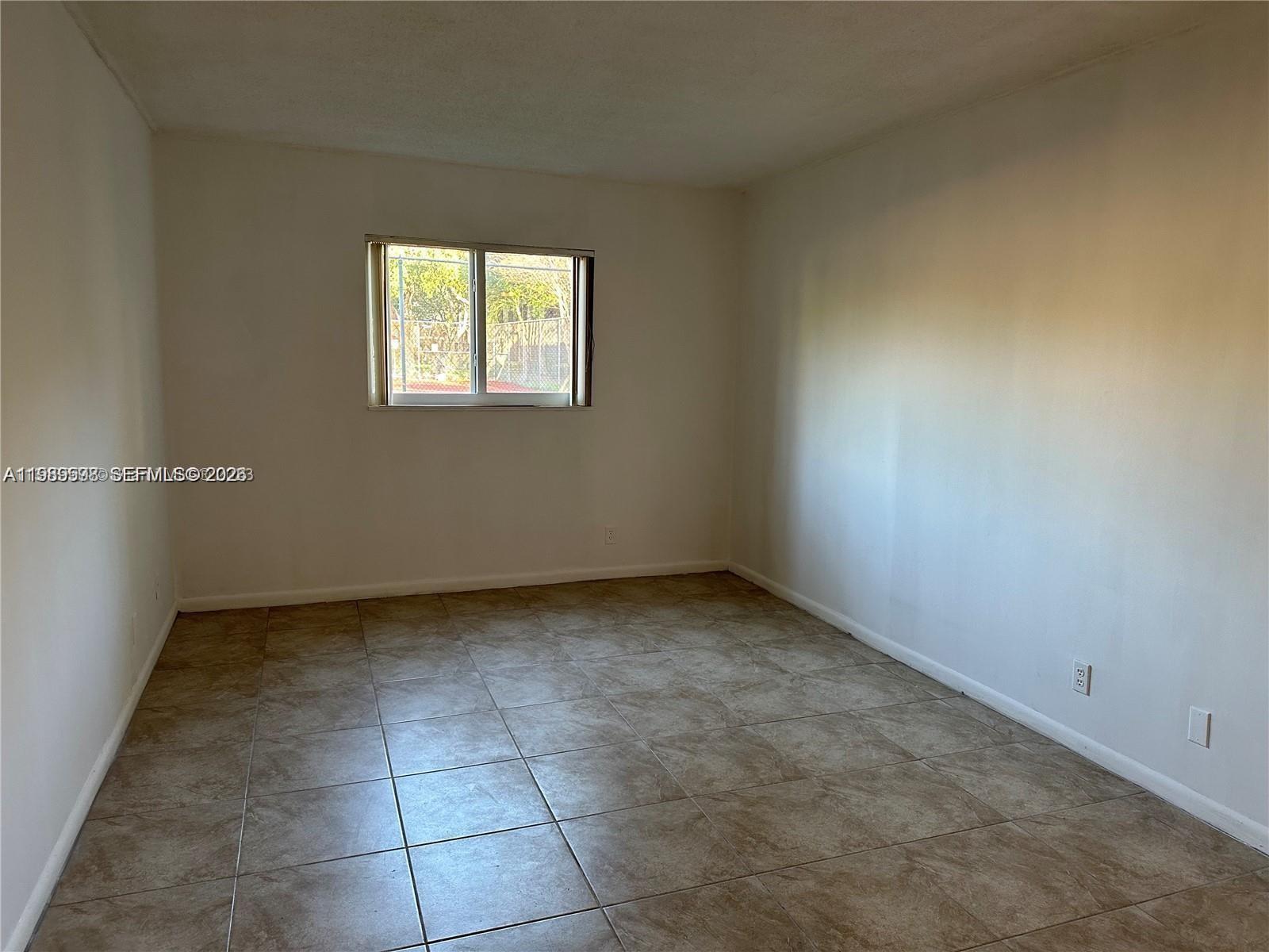 BARCELONA CONDO NORTH BLD - Residential Lease