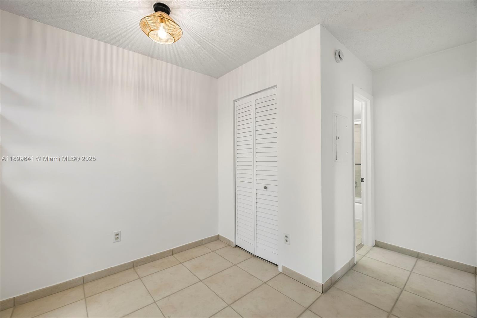 SPANISH TRACE CONDO - Residential