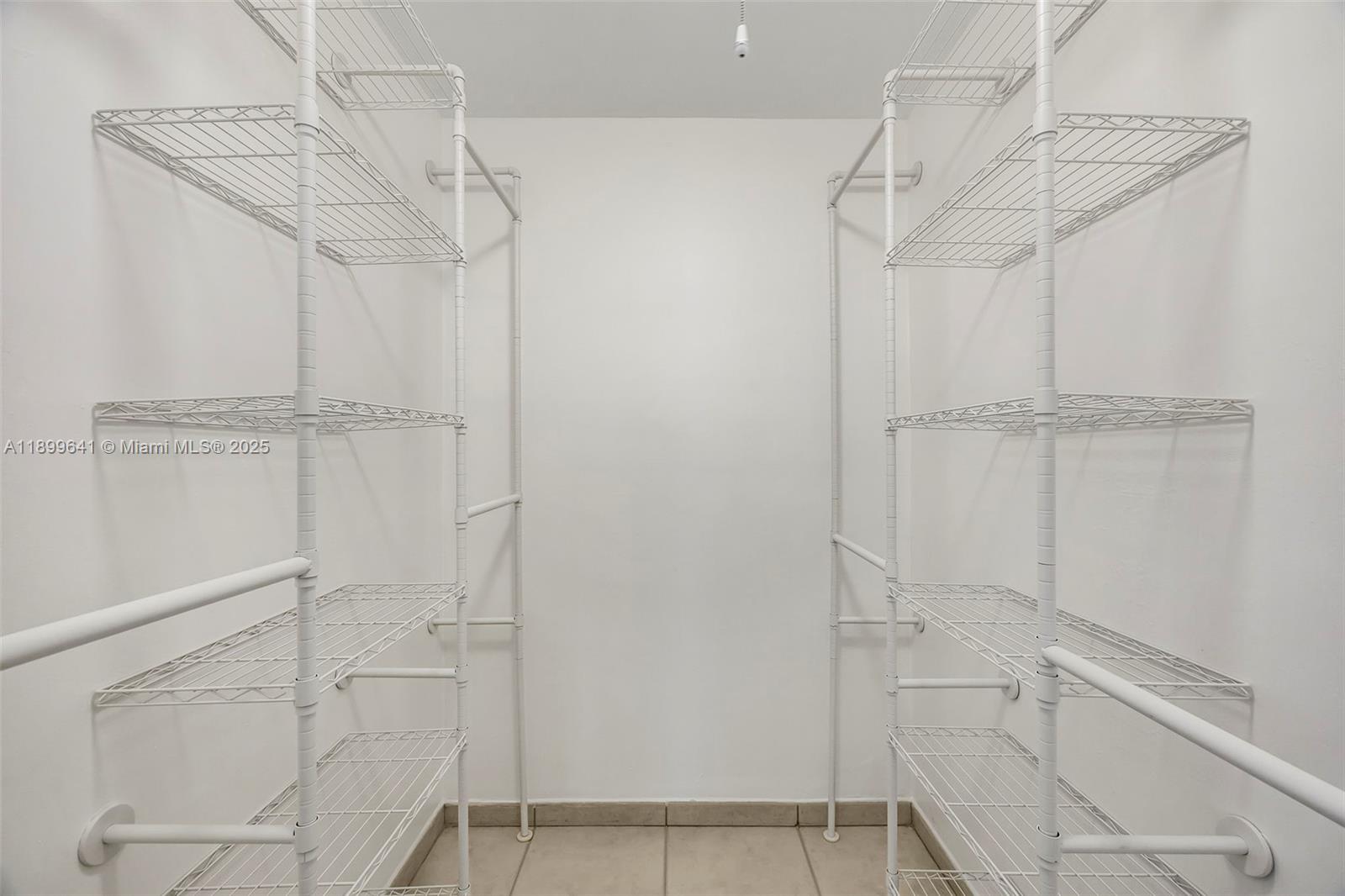 SPANISH TRACE CONDO - Residential