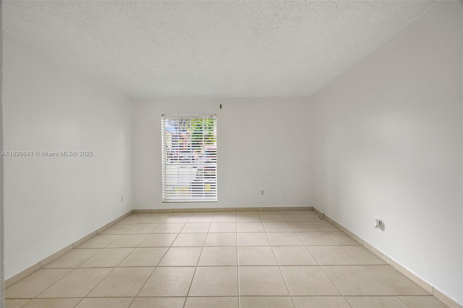 SPANISH TRACE CONDO - Residential