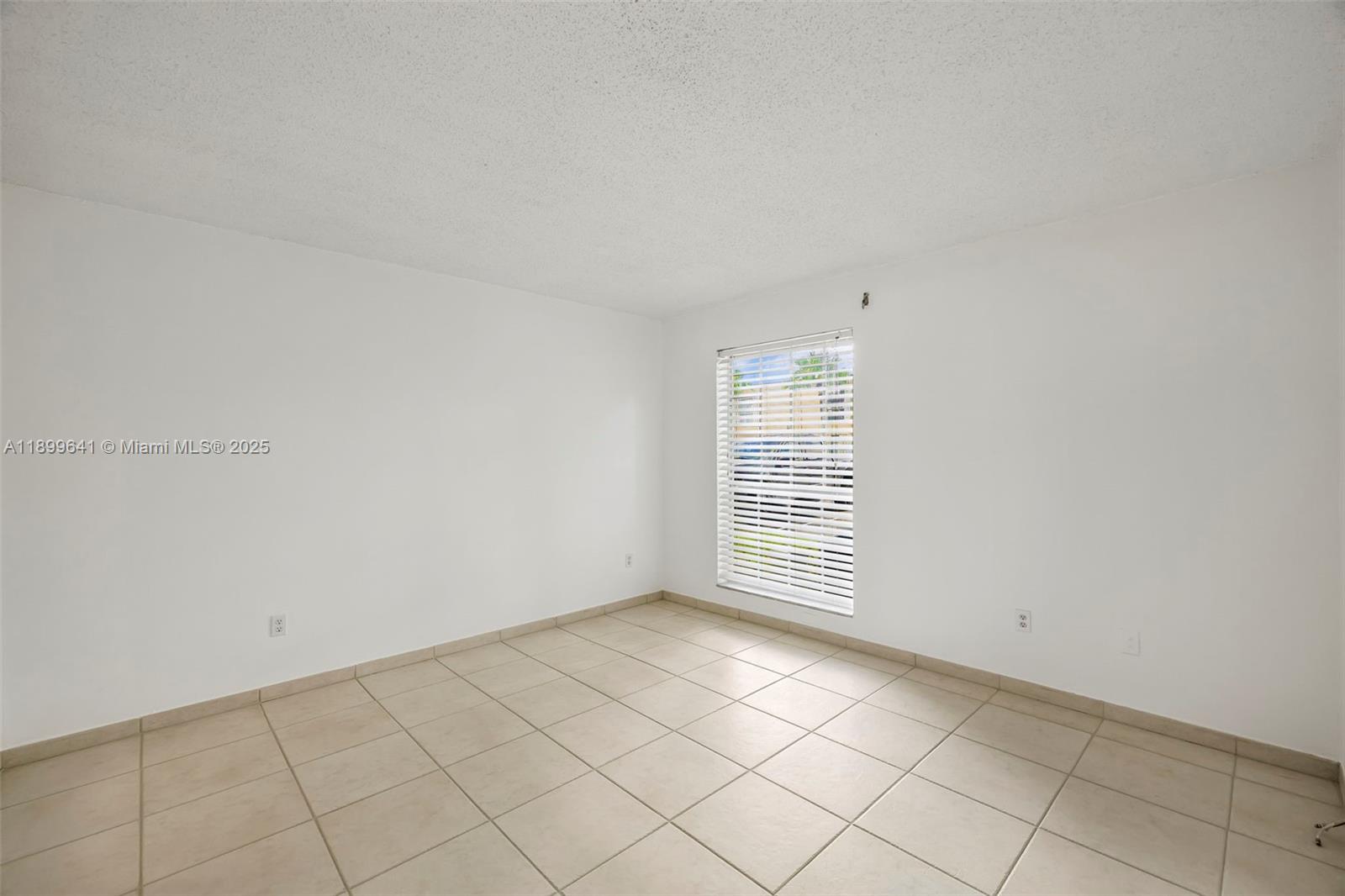 SPANISH TRACE CONDO - Residential