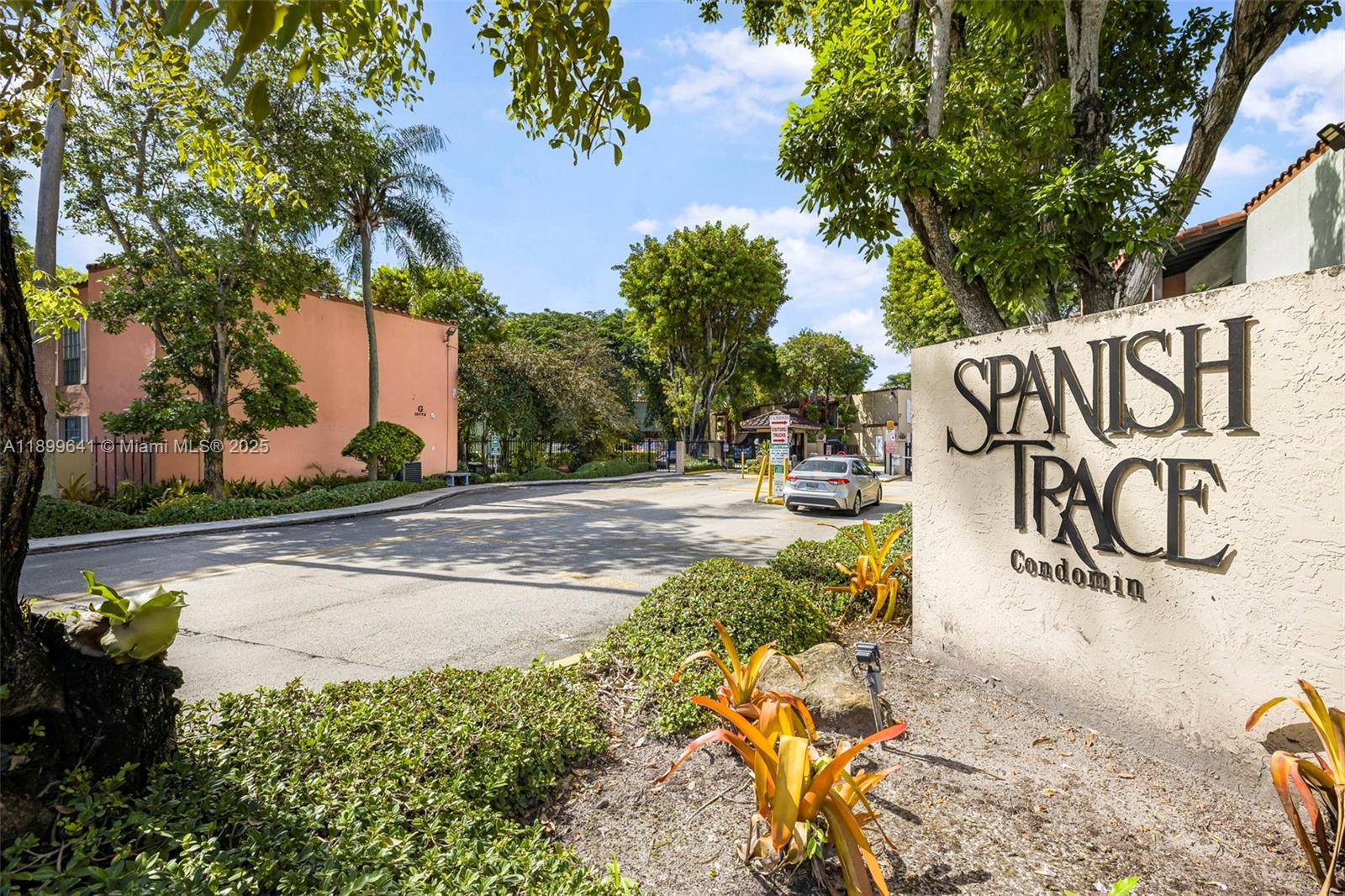 SPANISH TRACE CONDO - Residential