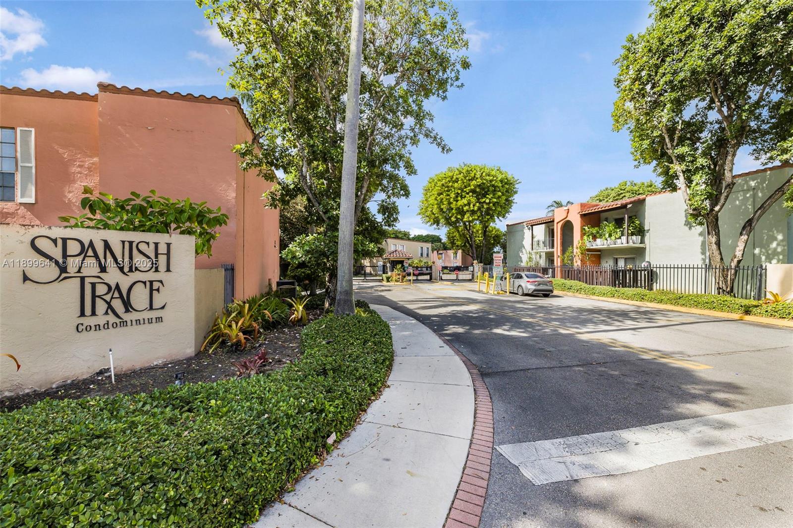 SPANISH TRACE CONDO - Residential