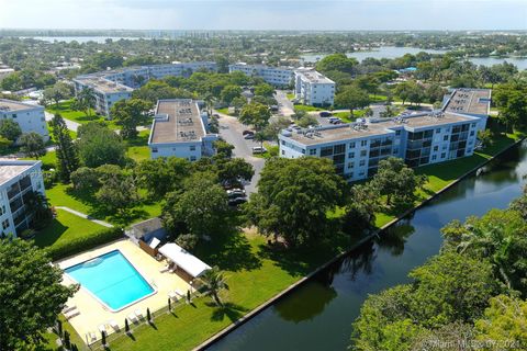 A home in Oakland Park