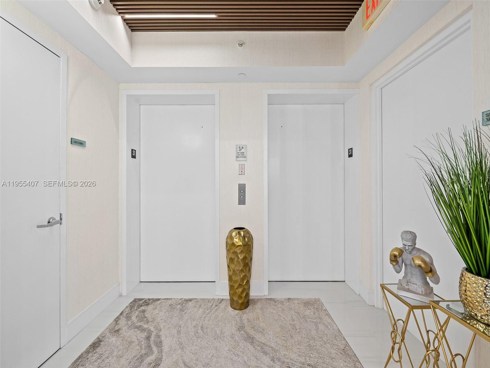 LAS OLAS RIVER HOUSE COND - Residential