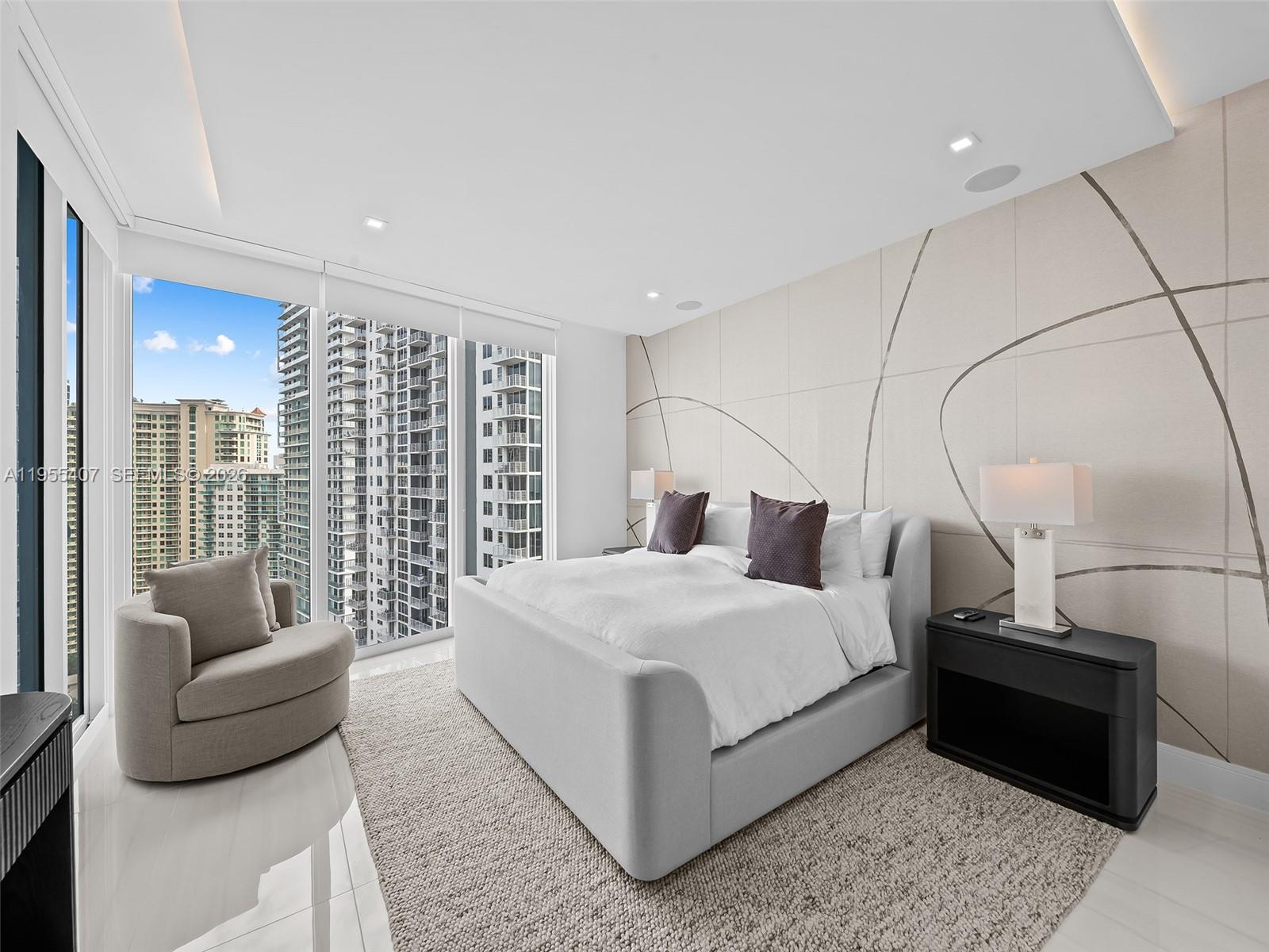 LAS OLAS RIVER HOUSE COND - Residential