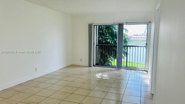 LAKESHORE AT UNIVERSITY P - Residential