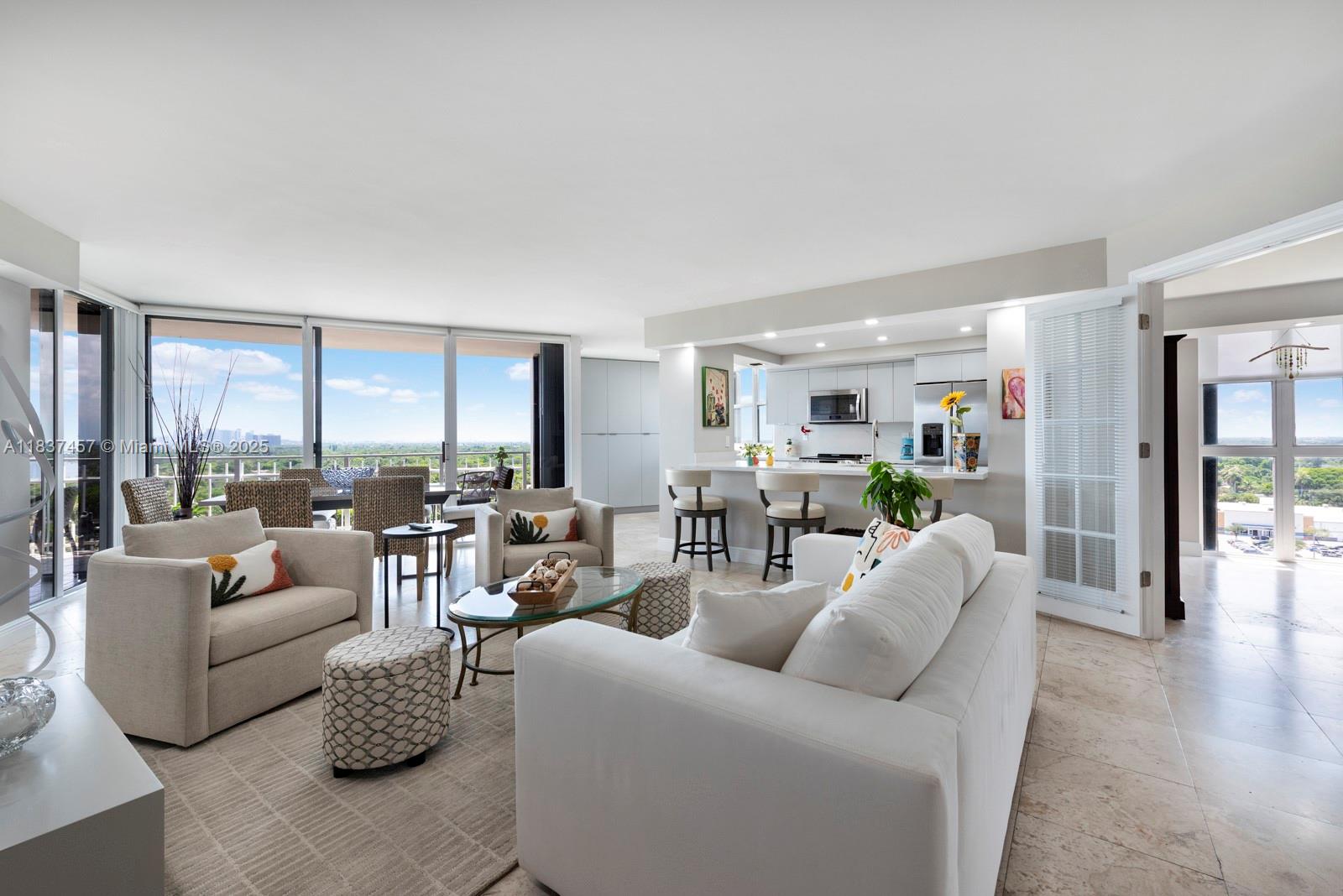 TOWERS OF QUAYSIDE CONDO - Residential