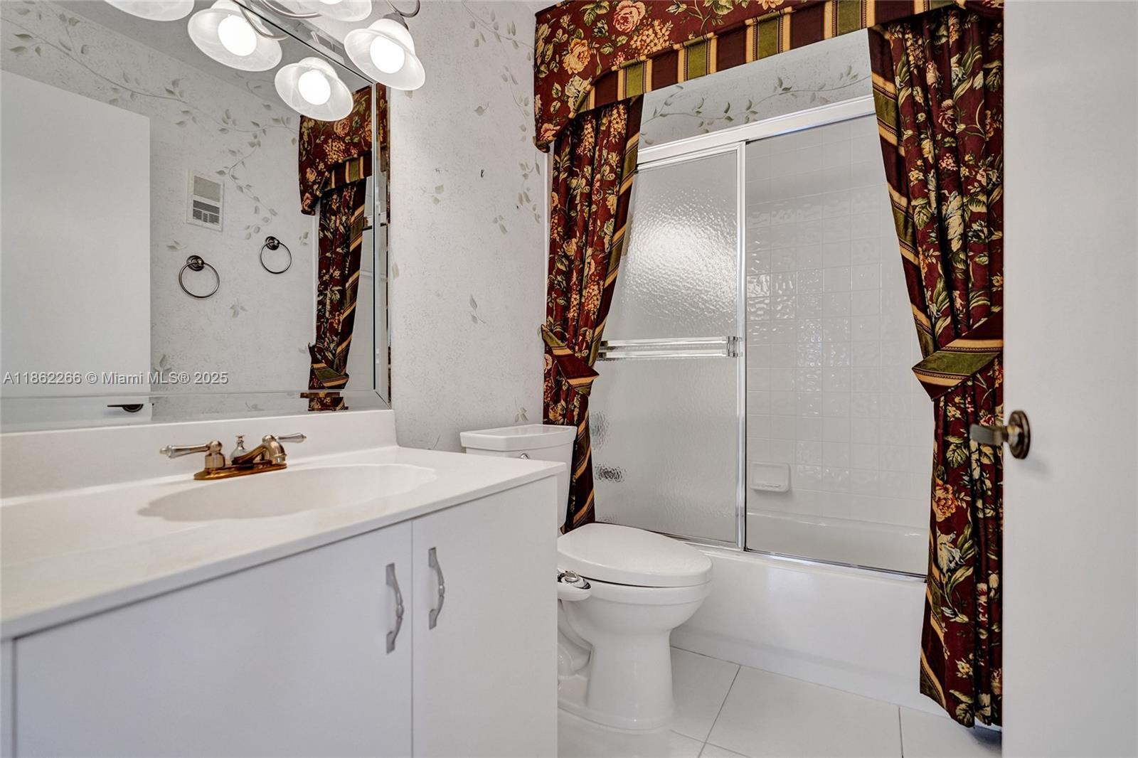 ASHLAND A CONDO - Residential