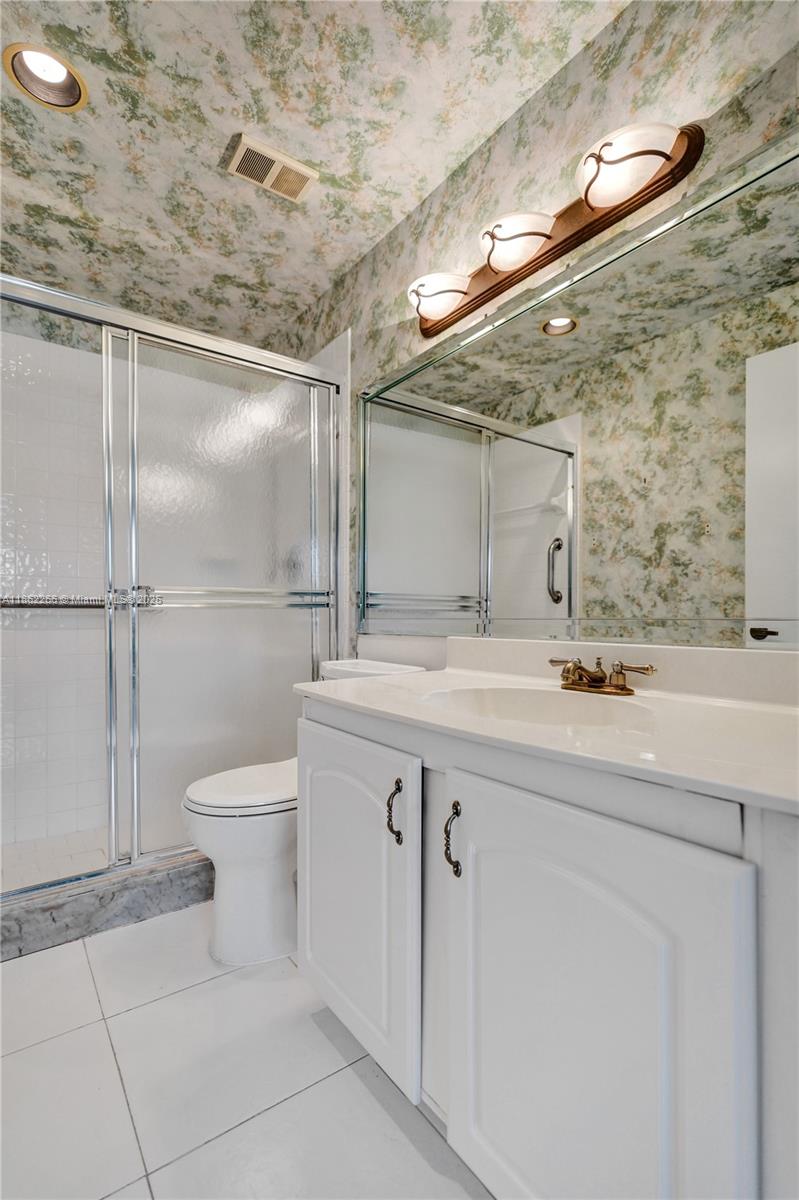 ASHLAND A CONDO - Residential