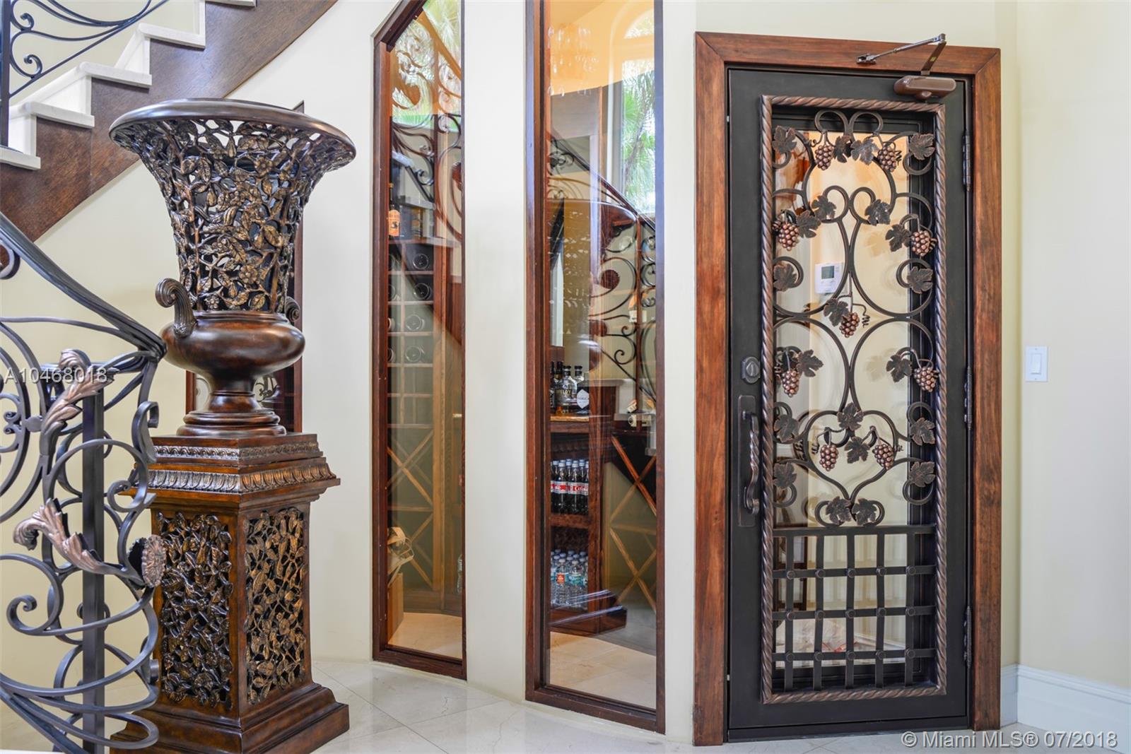 GOLDEN BEACH SEC E - Residential