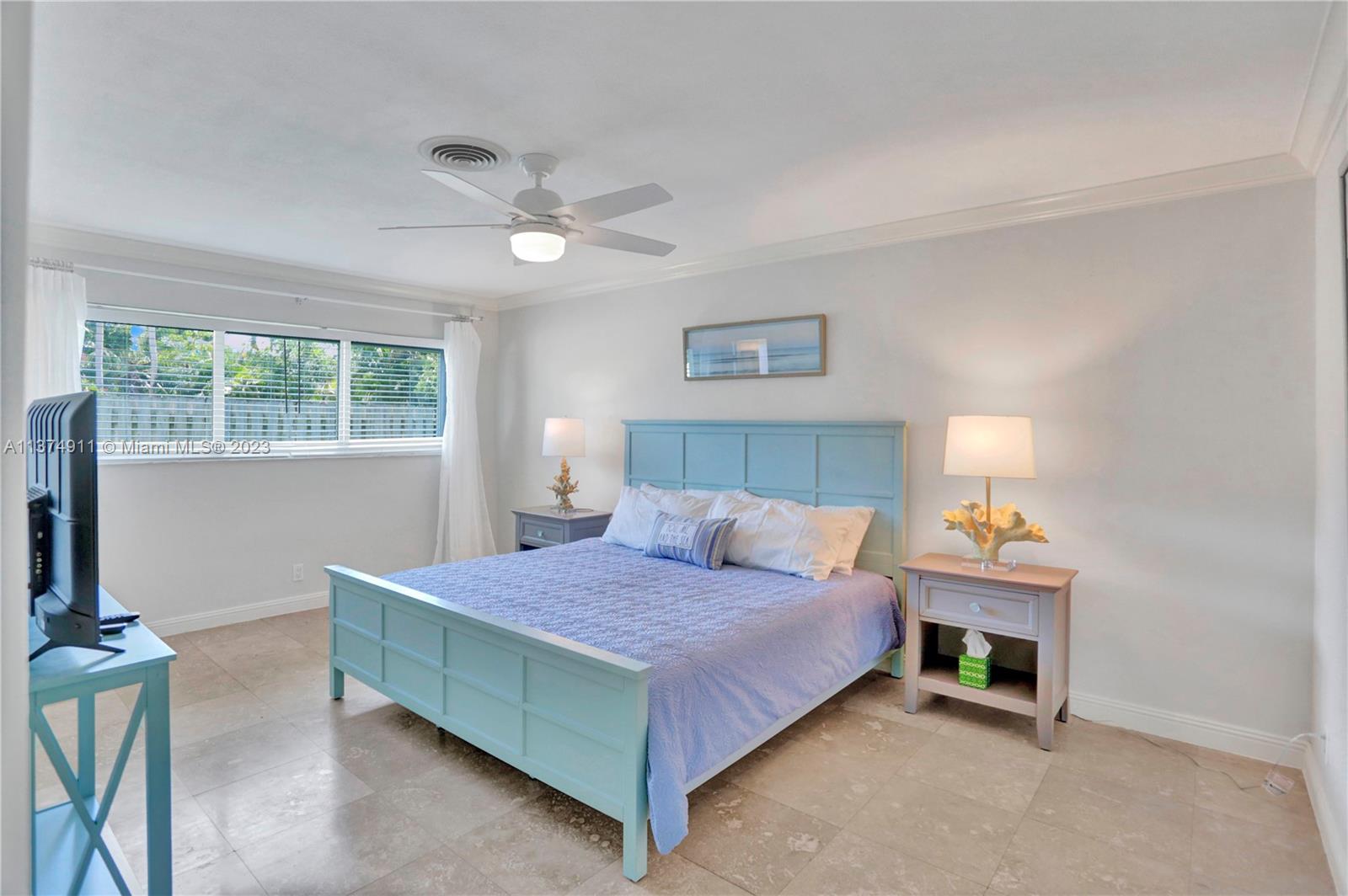 VENETIAN ISLES 3RD SEC - Residential