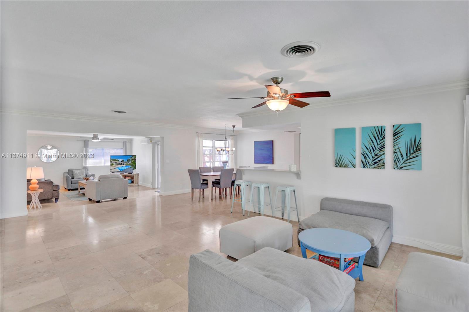 VENETIAN ISLES 3RD SEC - Residential