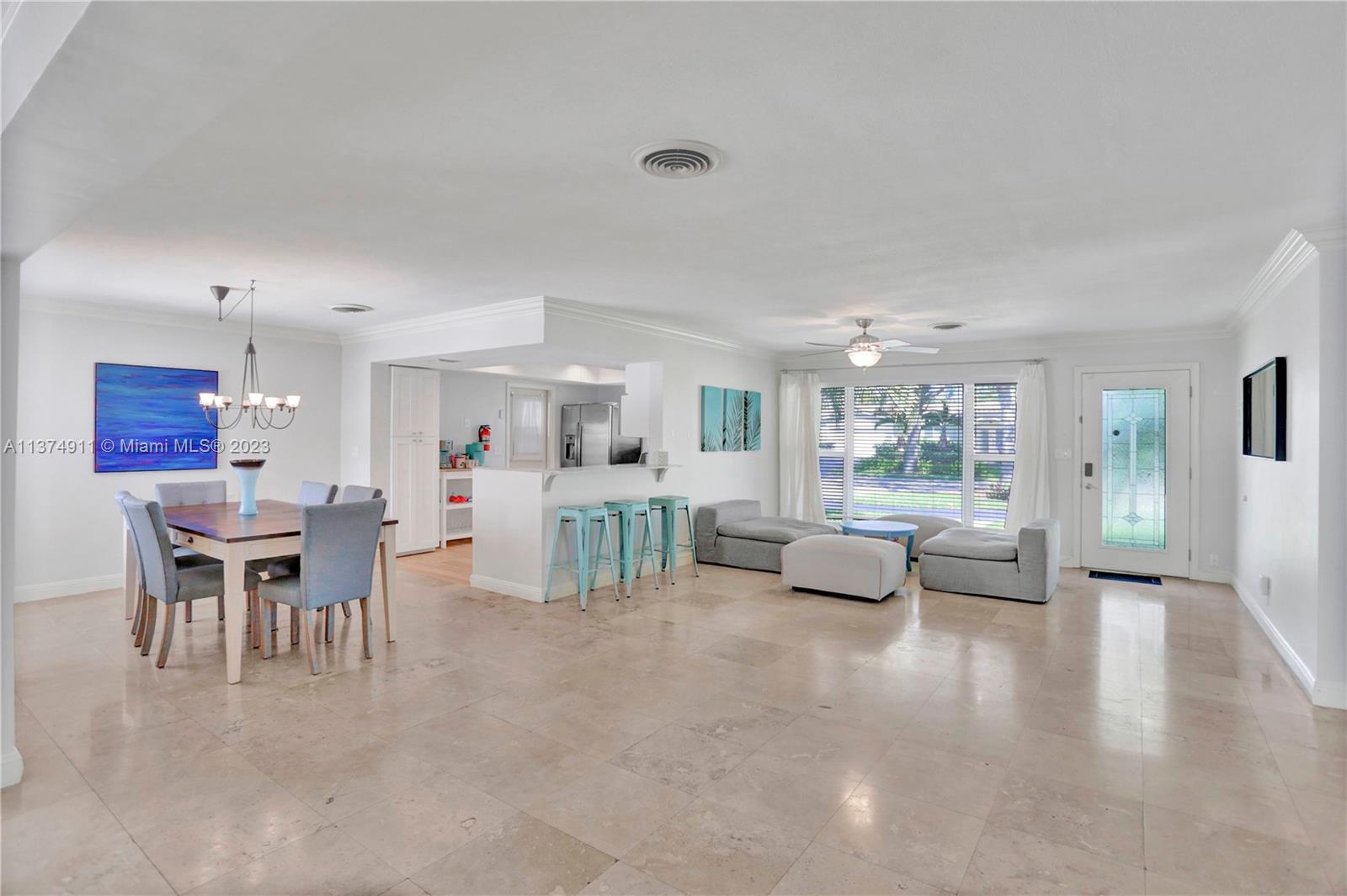 VENETIAN ISLES 3RD SEC - Residential