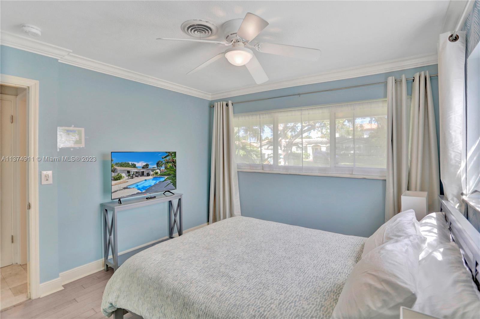 VENETIAN ISLES 3RD SEC - Residential